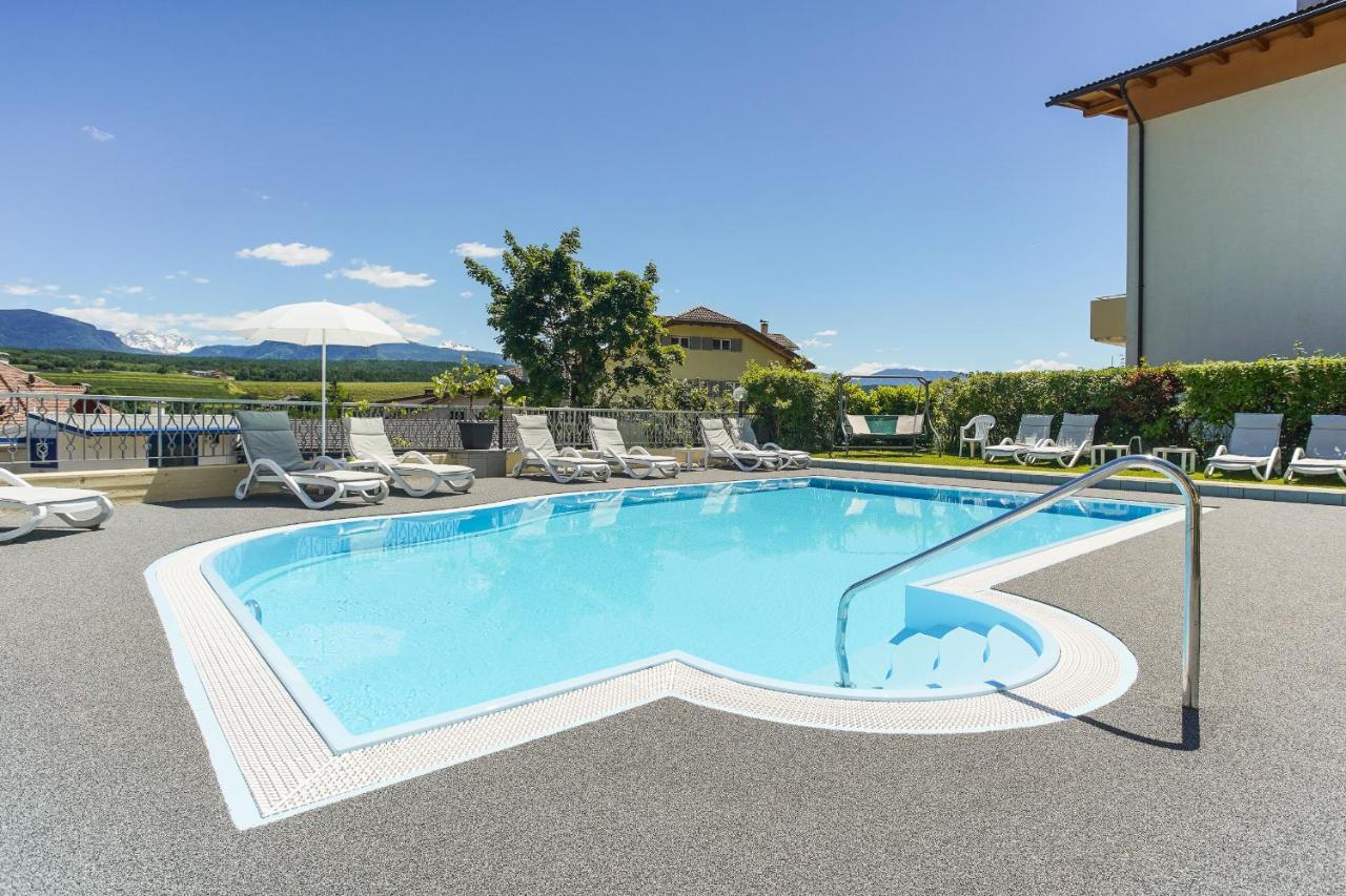 Hotel Alexandres Appiano Sulla Strada Del Vino Esterno foto